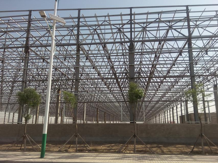 丹东汽车工业厂房网架